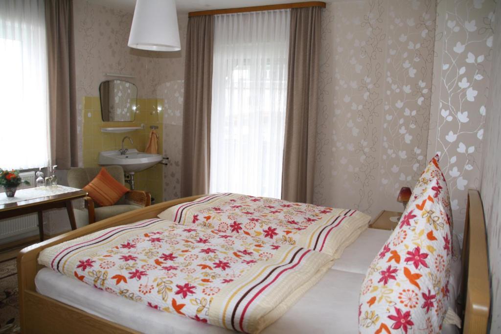 Weinfelderhof Hotell Kröv Exteriör bild